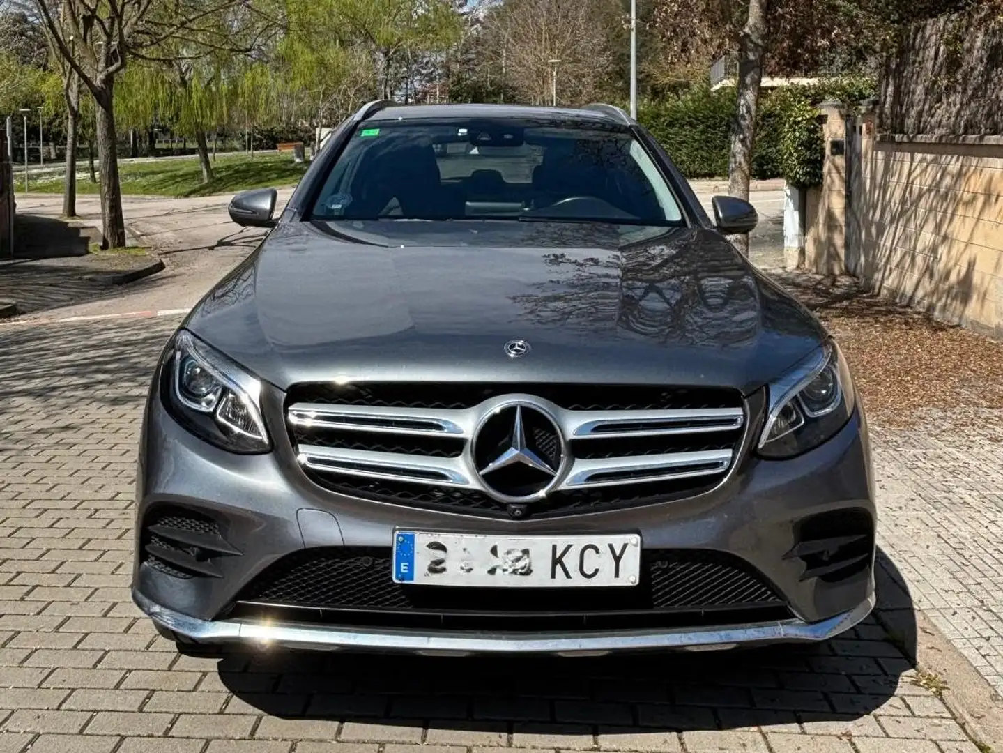 Mercedes-Benz GLC 350 GLC 350e 4Matic Gris - 1