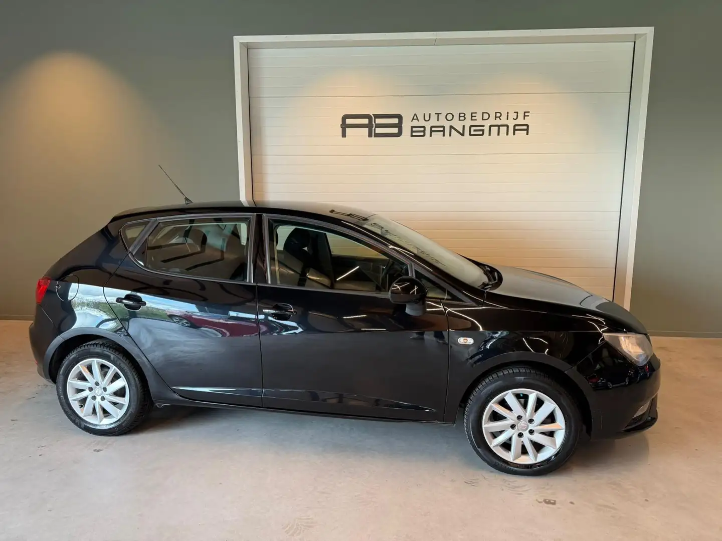 SEAT Ibiza 1.2 TSI 16v 5-DEURS CHILL OUT PLUS-uitv/CLIMA AIRC Black - 2