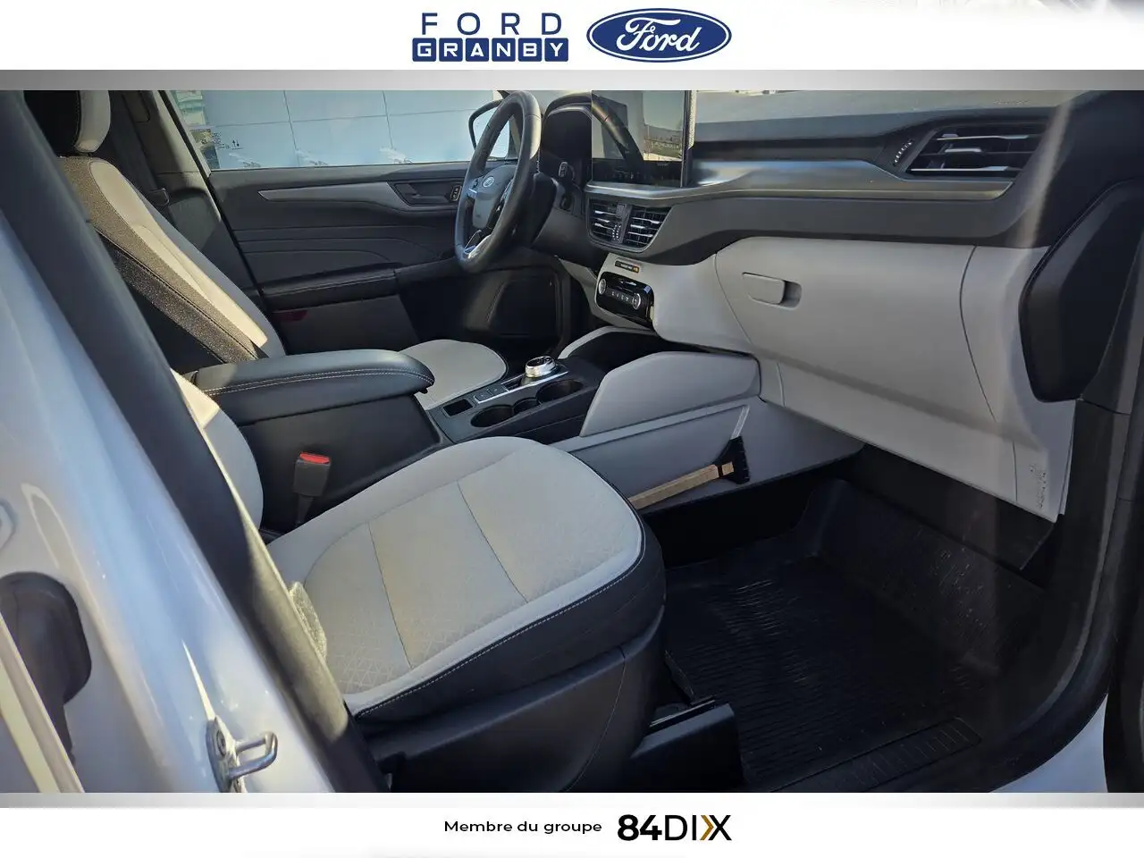 Ford Escape снимка Ford Escape