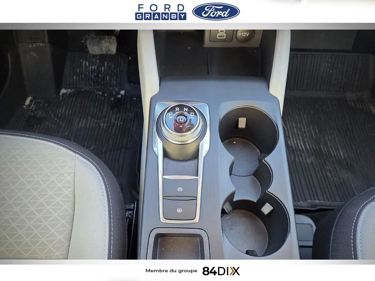 Ford Escape снимка Ford Escape