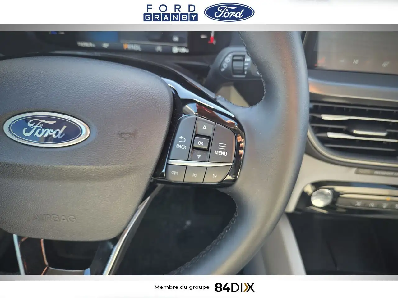 Ford Escape снимка Ford Escape