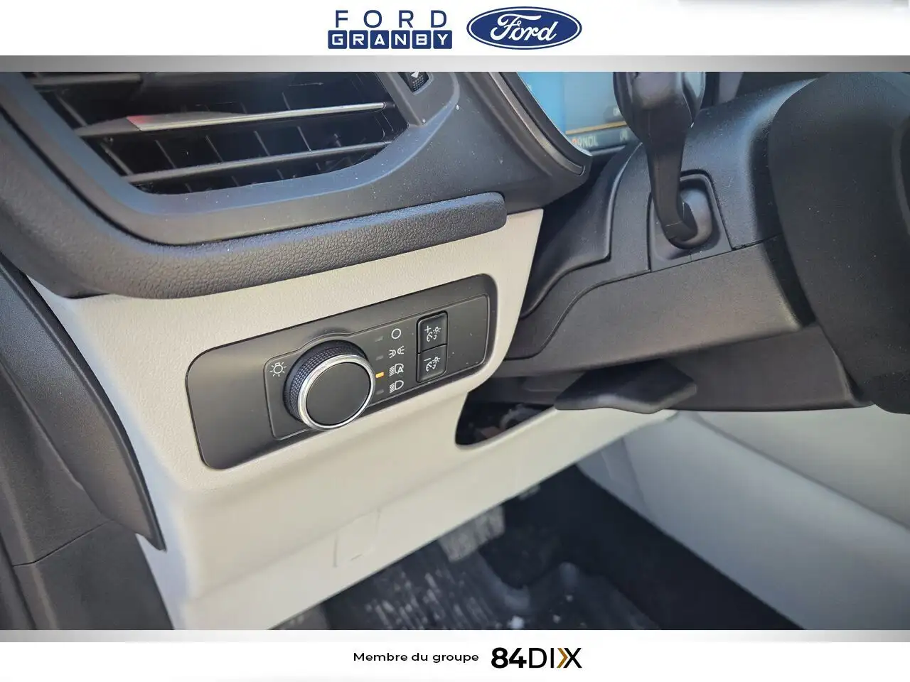Ford Escape снимка Ford Escape
