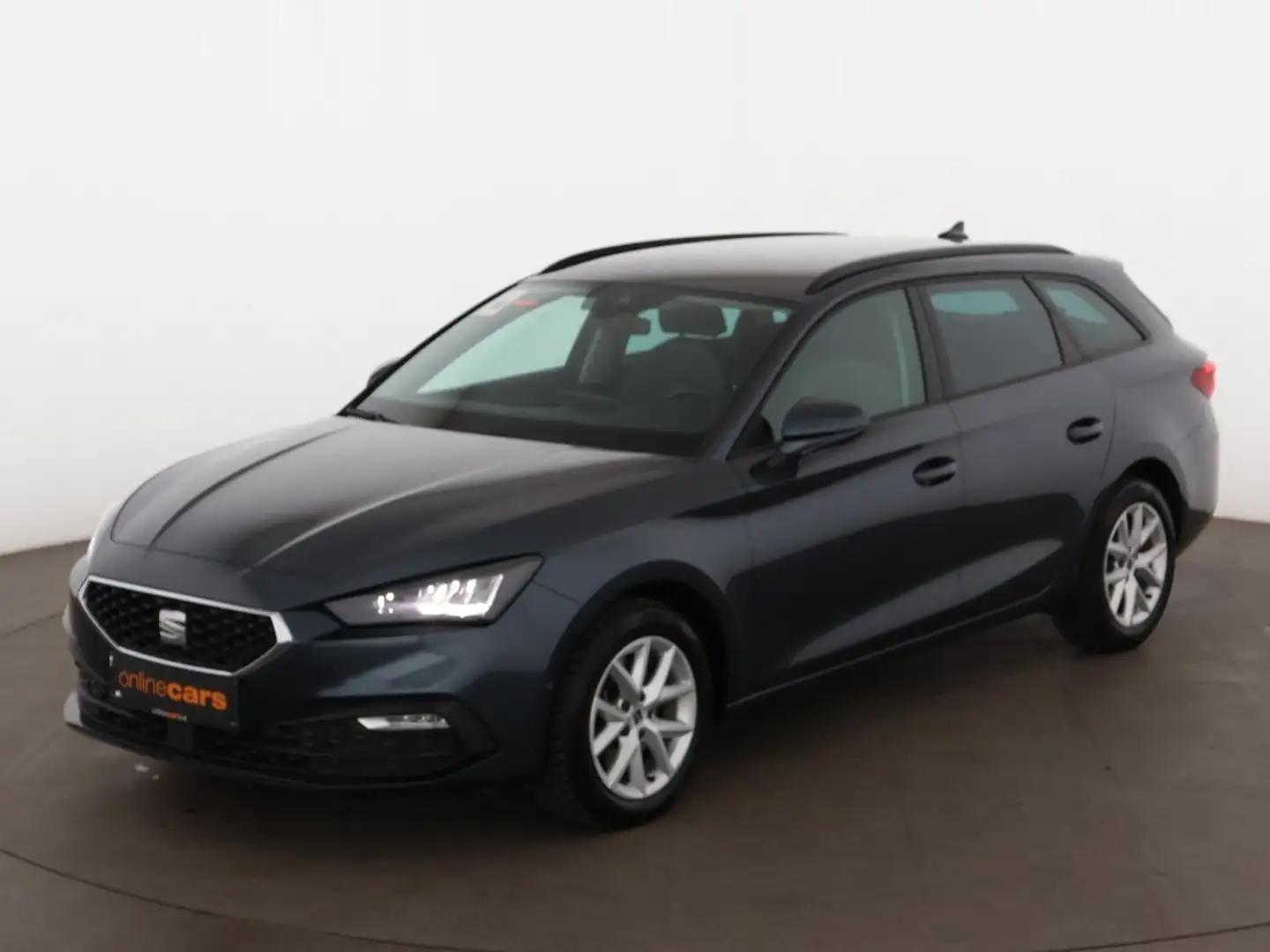 SEAT Leon ST 2.0 TDI Style Aut LED NAVI ASSIST TEMP Grau - 2