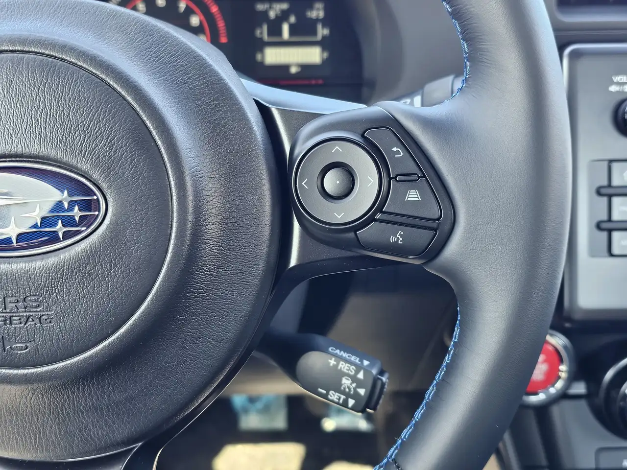 Subaru BRZ снимка Subaru BRZ