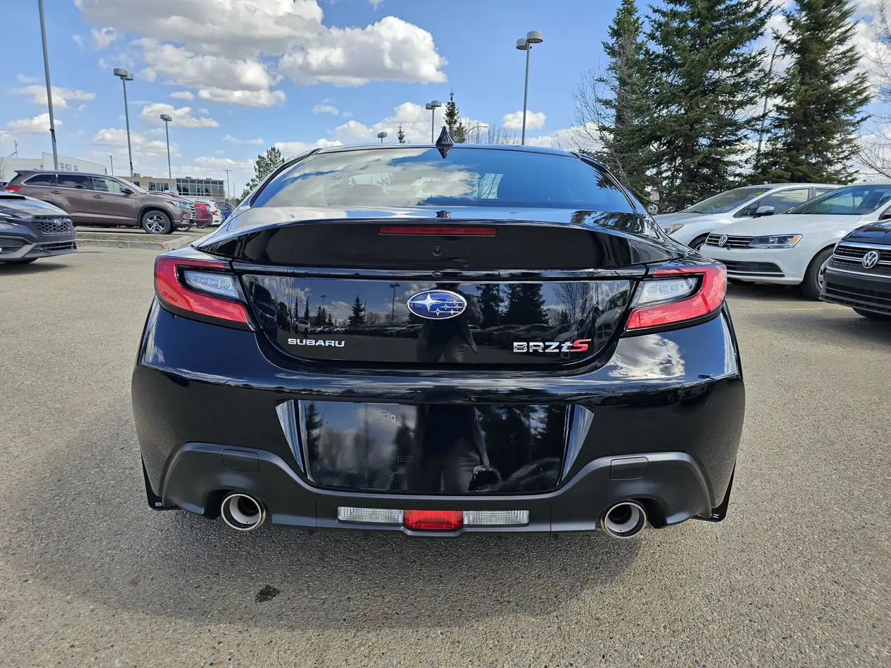 Subaru BRZ снимка Subaru BRZ