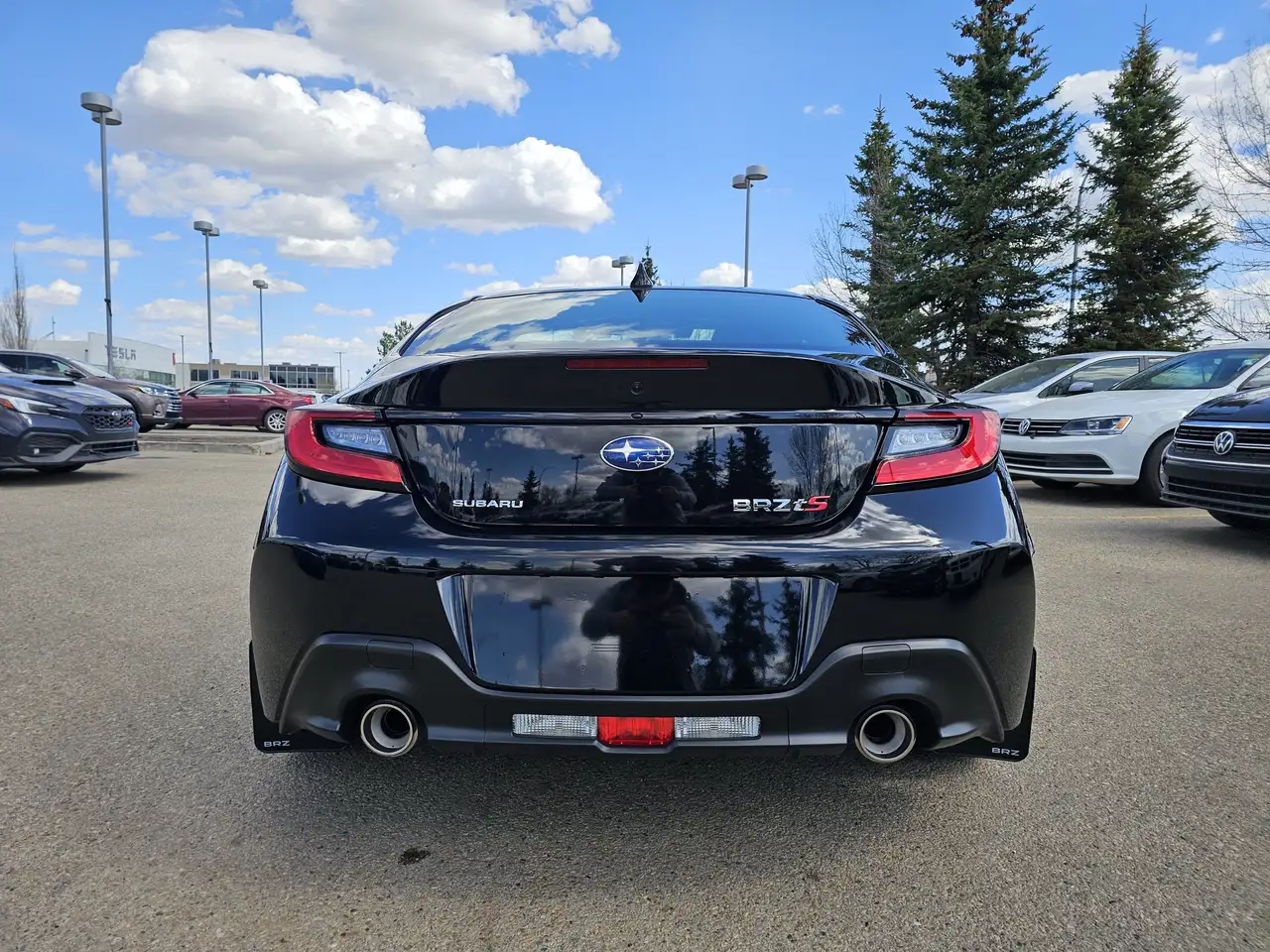 Subaru BRZ снимка Subaru BRZ