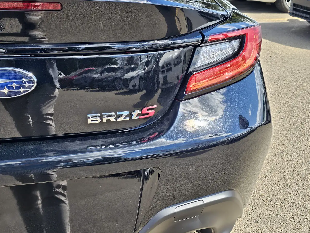 Subaru BRZ снимка Subaru BRZ
