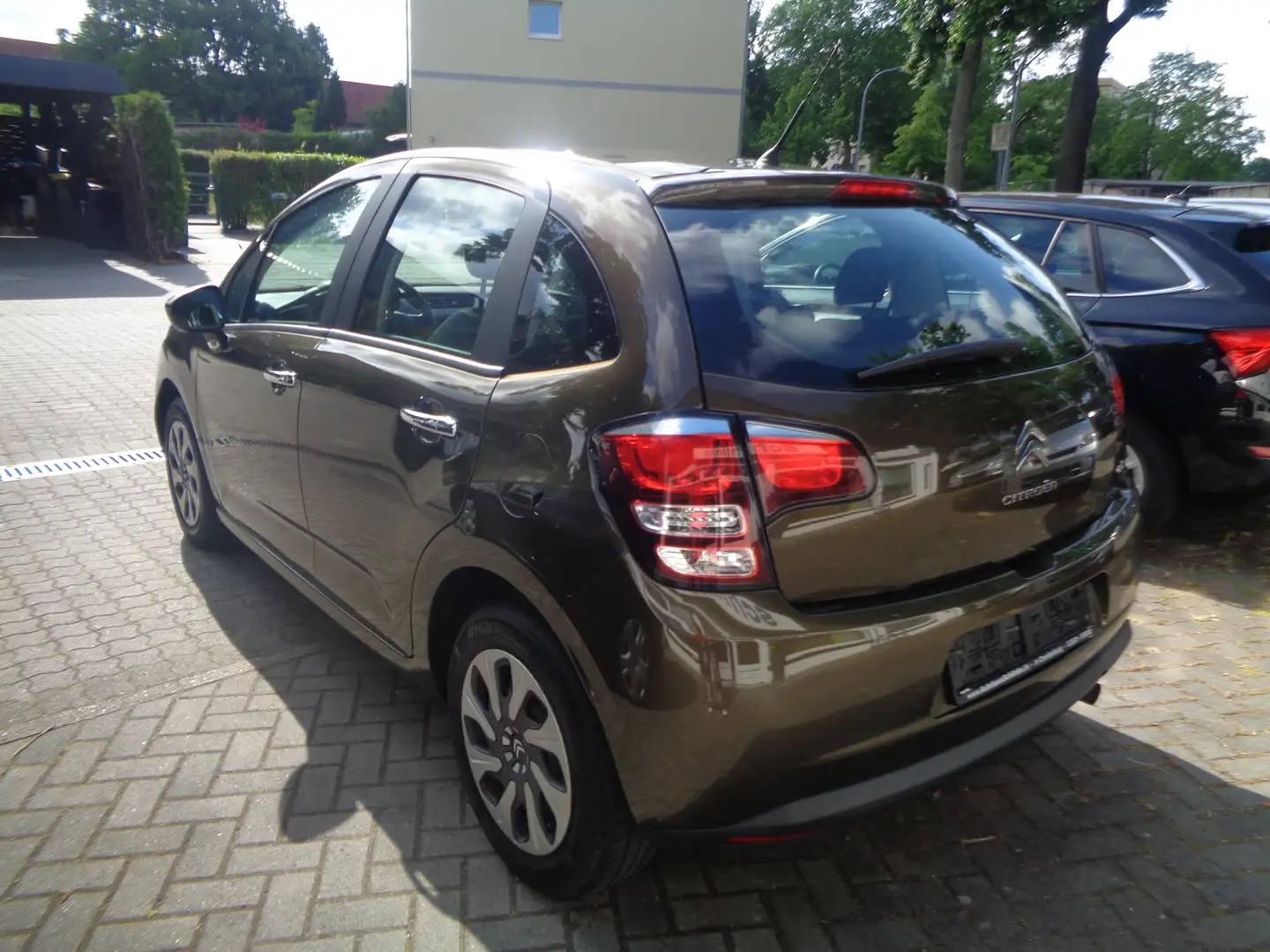 Citroen C3 1.4 HDI COMFORT KLIMA SR/WR TEMPOMAT CD 2.te HAND Braun - 2