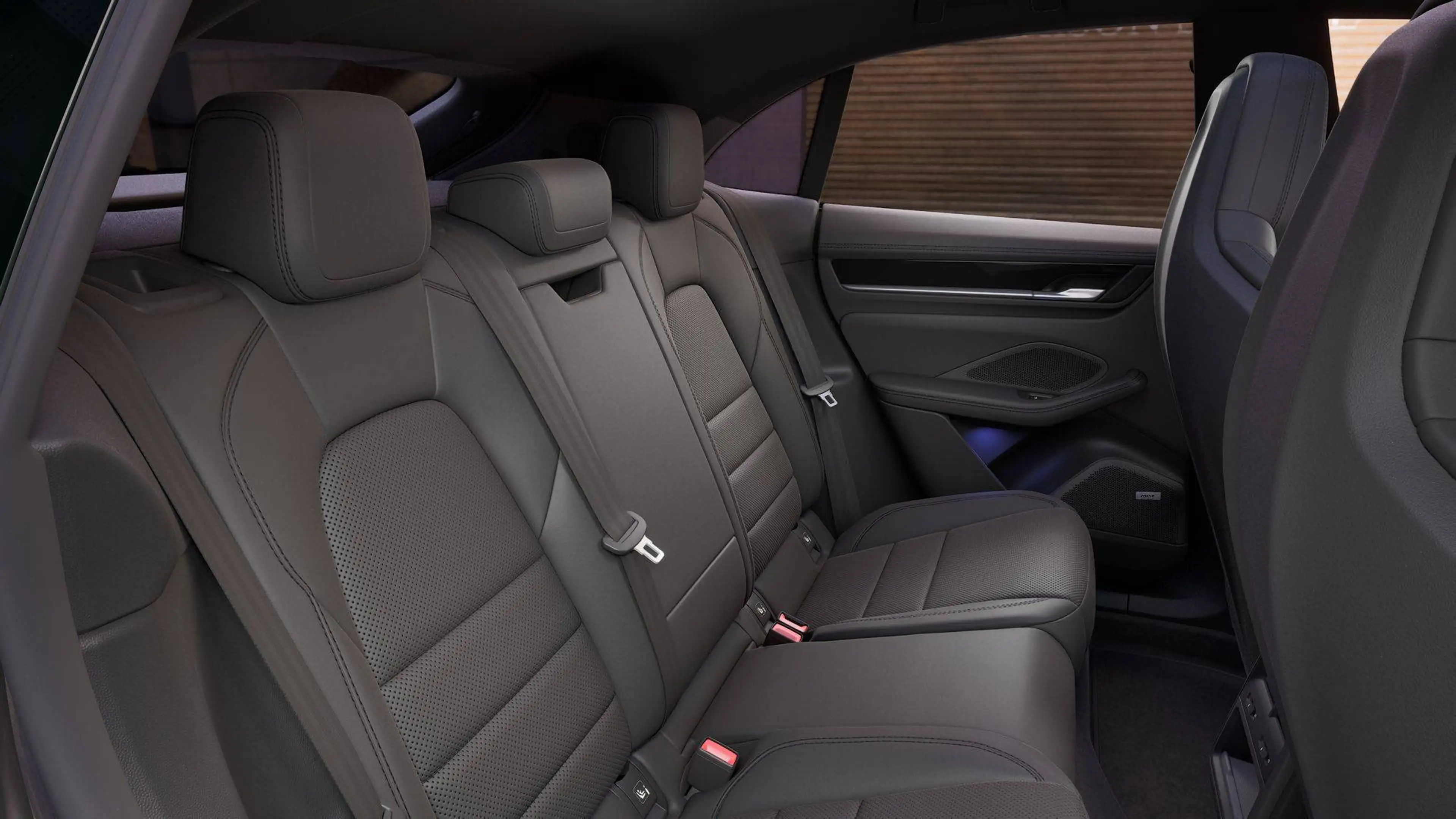 Porsche Macan 4S 100KW/22"RS/AIR/INNO/MATRIX/CHRONO/PANO/18W/360/VENTILATIE/INNO/BOSE/ — photo 21