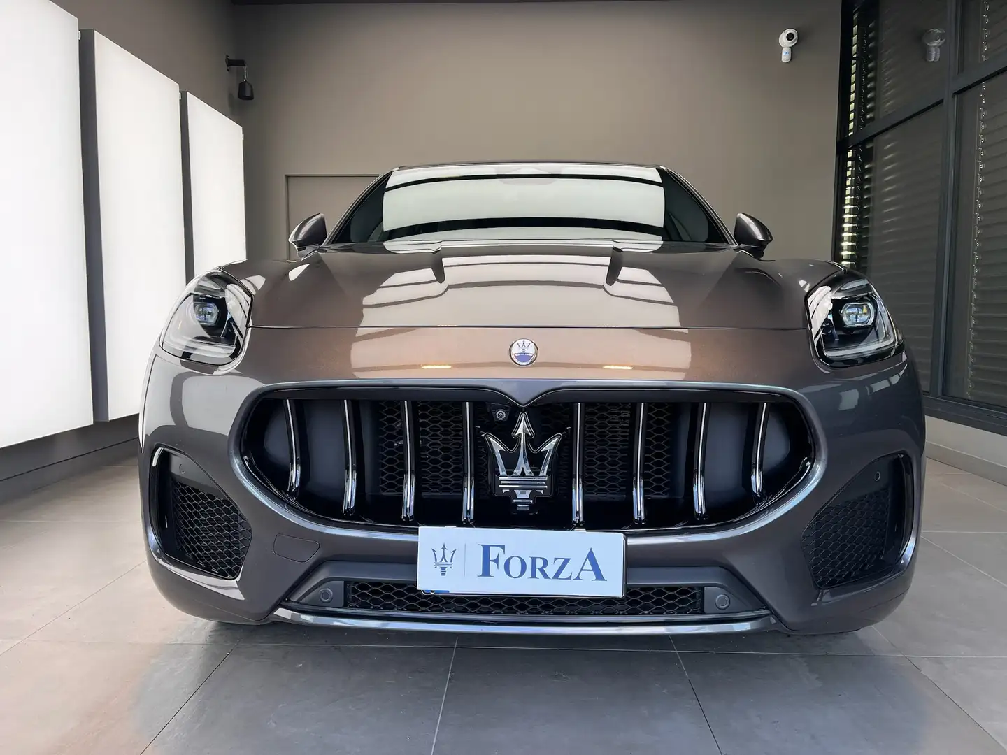 Maserati Grecale Grecale 2.0 mhev GT 300cv auto Grigio - 2