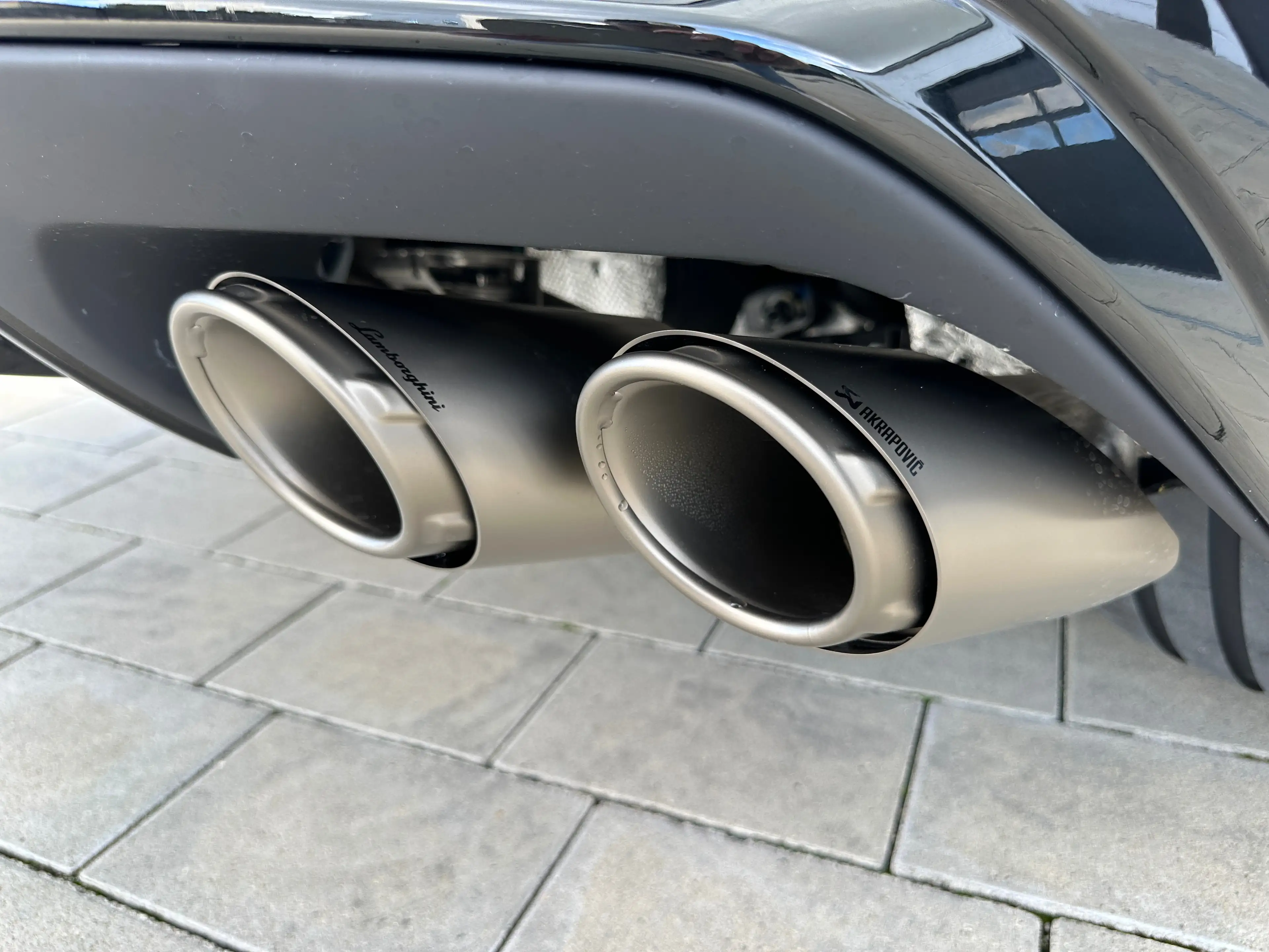 Lamborghini Urus Urus SE *CARBON*AKRAPOVIČ*B&O*STYLE*PANO*23 — photo 15