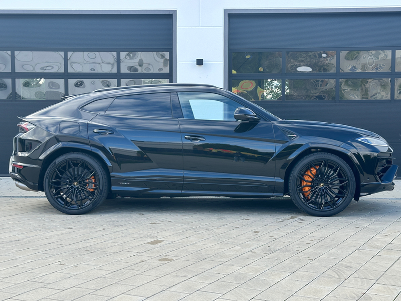 Lamborghini Urus Urus SE *CARBON*AKRAPOVIČ*B&O*STYLE*PANO*23 — photo 9