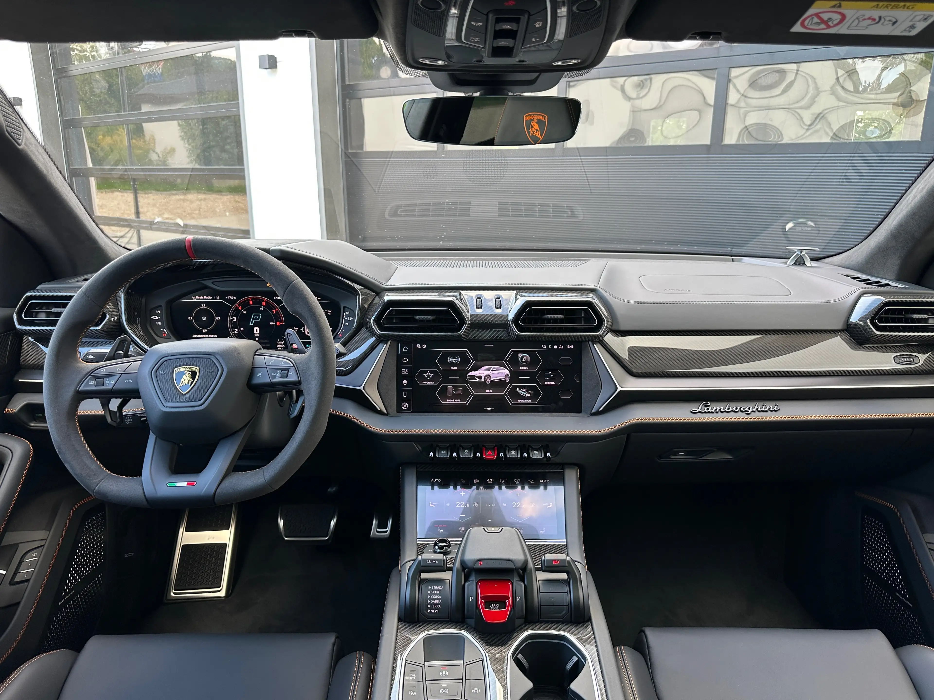 Lamborghini Urus Urus SE *CARBON*AKRAPOVIČ*B&O*STYLE*PANO*23 — photo 11