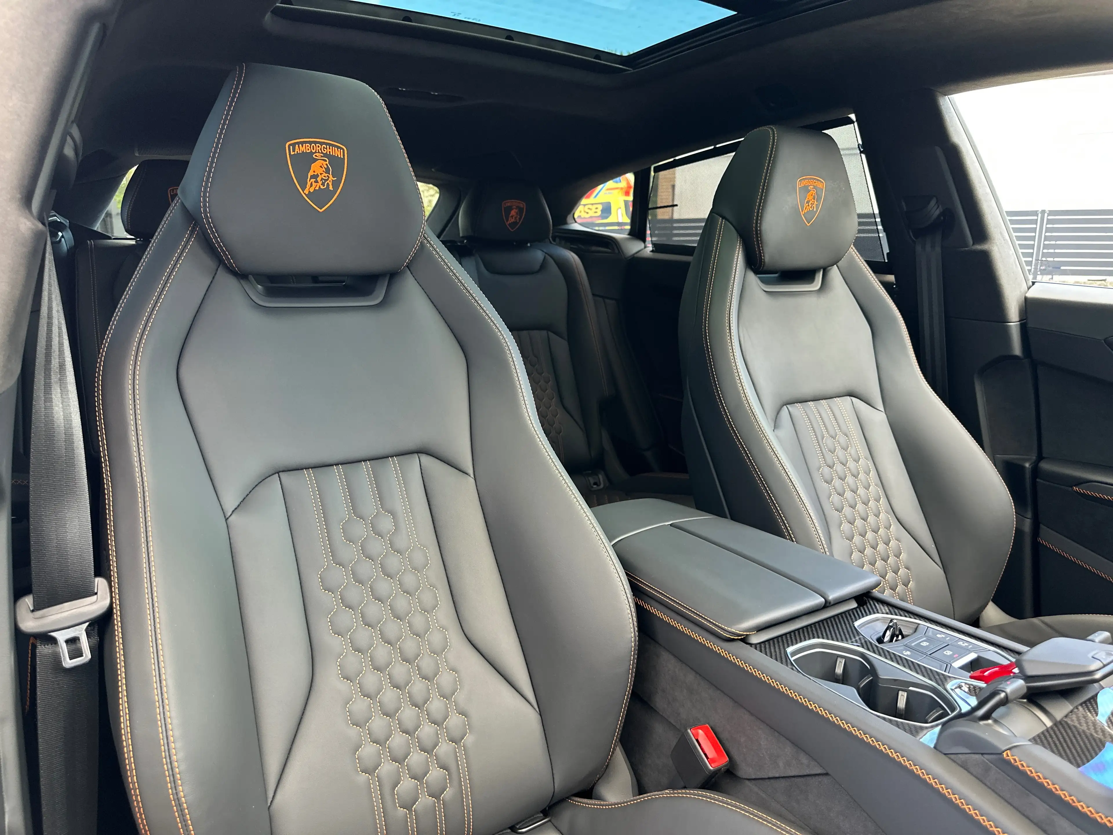 Lamborghini Urus Urus SE *CARBON*AKRAPOVIČ*B&O*STYLE*PANO*23 — photo 13