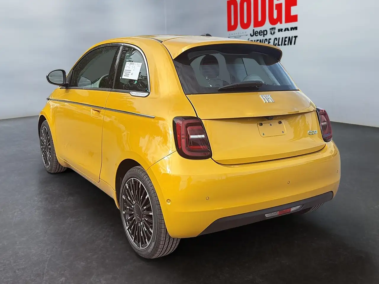 Fiat 500e снимка Fiat 500e