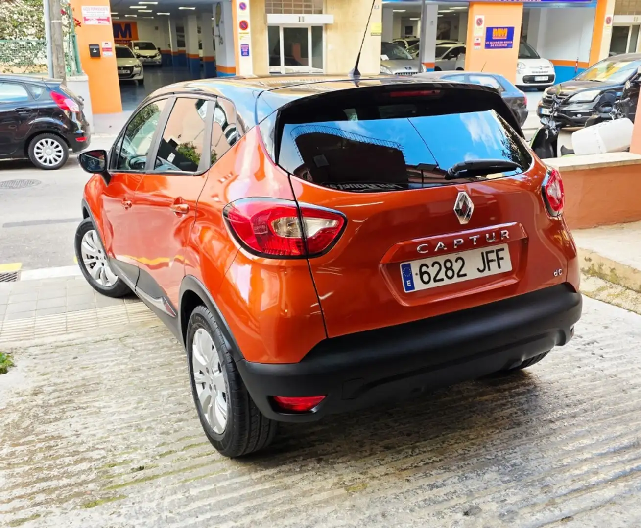 Renault Captur Berlina Manual de 5 Puertas Naranja - 2