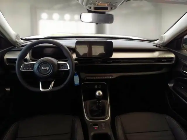 Jeep Avenger view 6