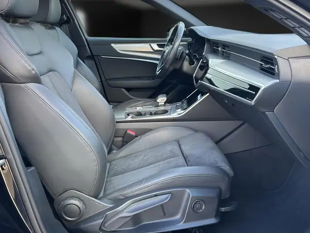 Audi A6 view 13