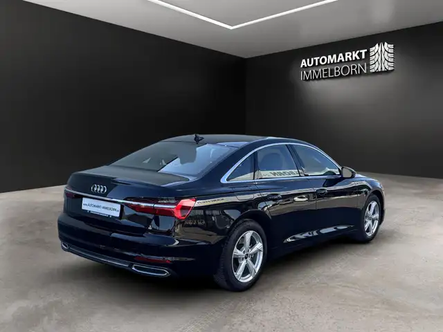 Audi A6 view 6