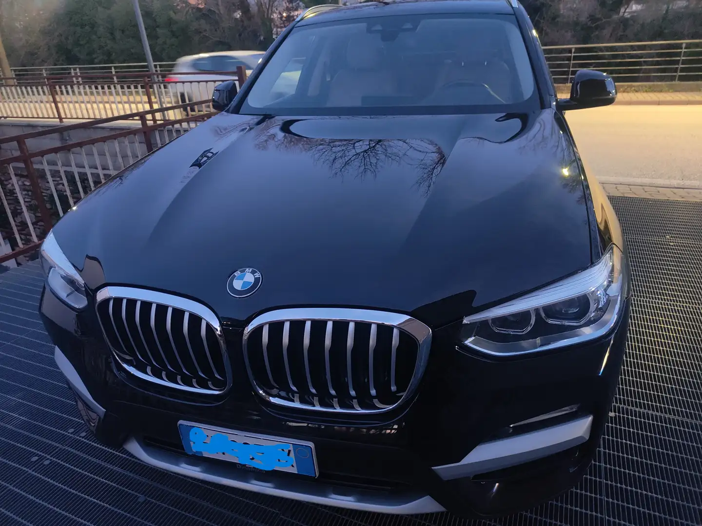 BMW X3 X3 G01 2017 xdrive20d Luxury 190cv auto Nero - 2
