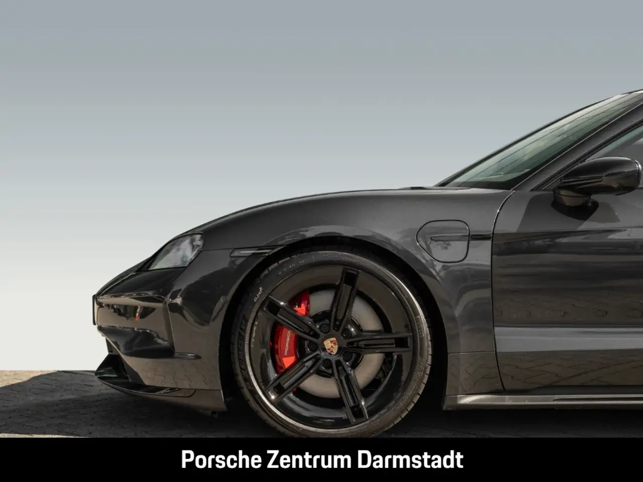 Porsche Taycan GTS Sport Turismo HA-Lenkung Active-Ride 14