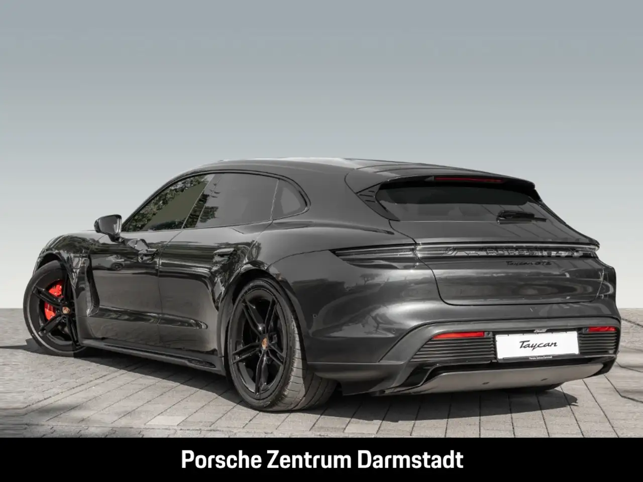 Porsche Taycan GTS Sport Turismo HA-Lenkung Active-Ride 3