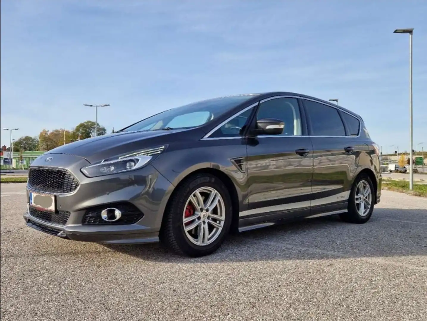Ford S-Max BiTurbo ST-Line Grau - 1