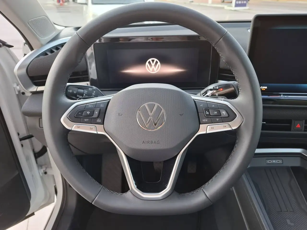 Volkswagen T-Roc II 2025 1.5 etsi Life 150cv dsg, миниатюра 13