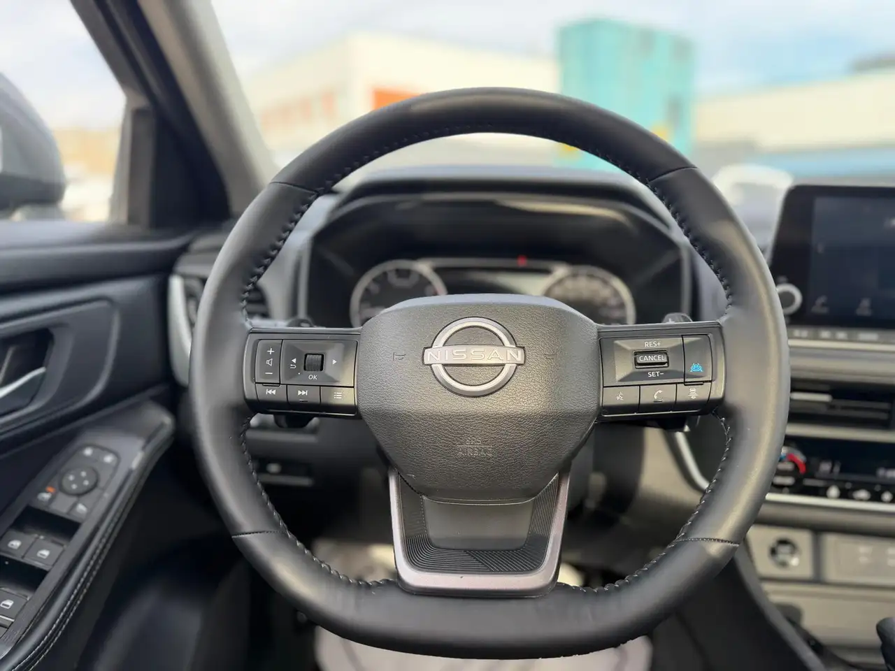 Nissan Rogue снимка Nissan Rogue