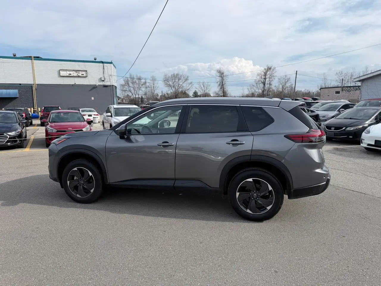 Nissan Rogue снимка Nissan Rogue