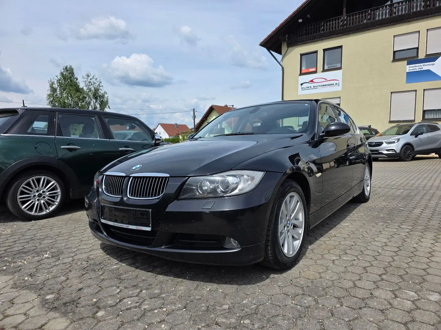 BMW 320 Baureihe 3 Lim. 320d / TÜV 01.2026 Schwarz - 1