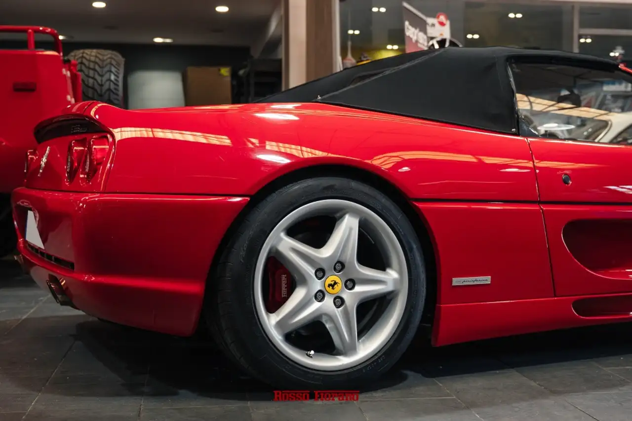 Ferrari F355 Spider, foto 10