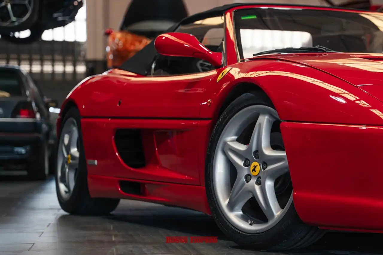 Ferrari F355 Spider, foto 2