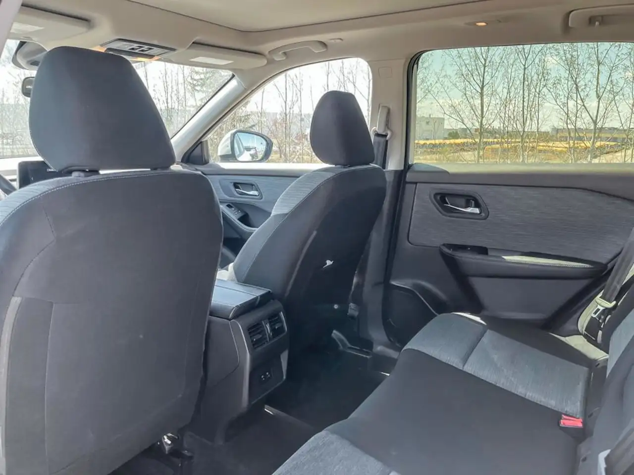 Nissan Rogue снимка Nissan Rogue