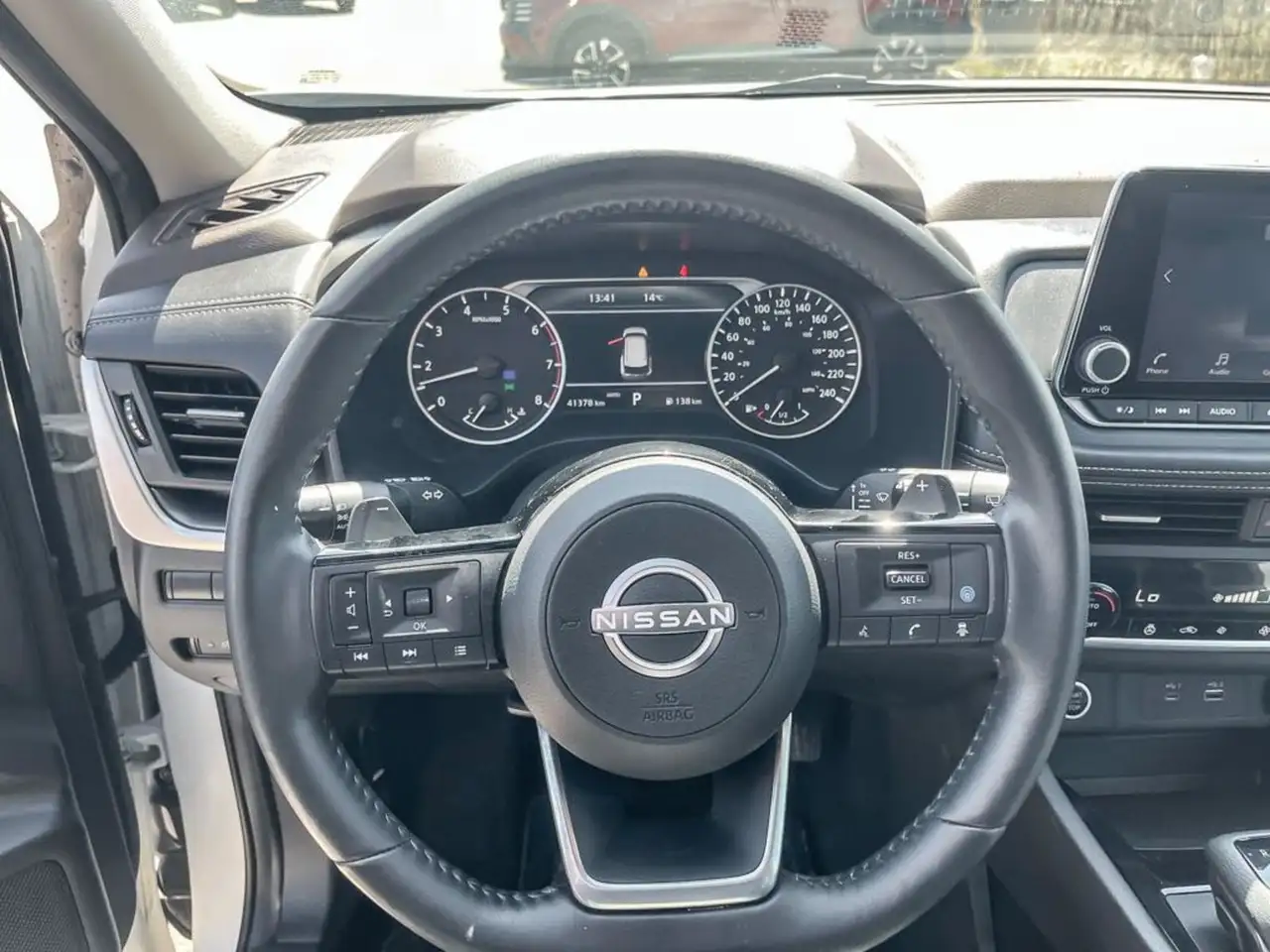 Nissan Rogue снимка Nissan Rogue