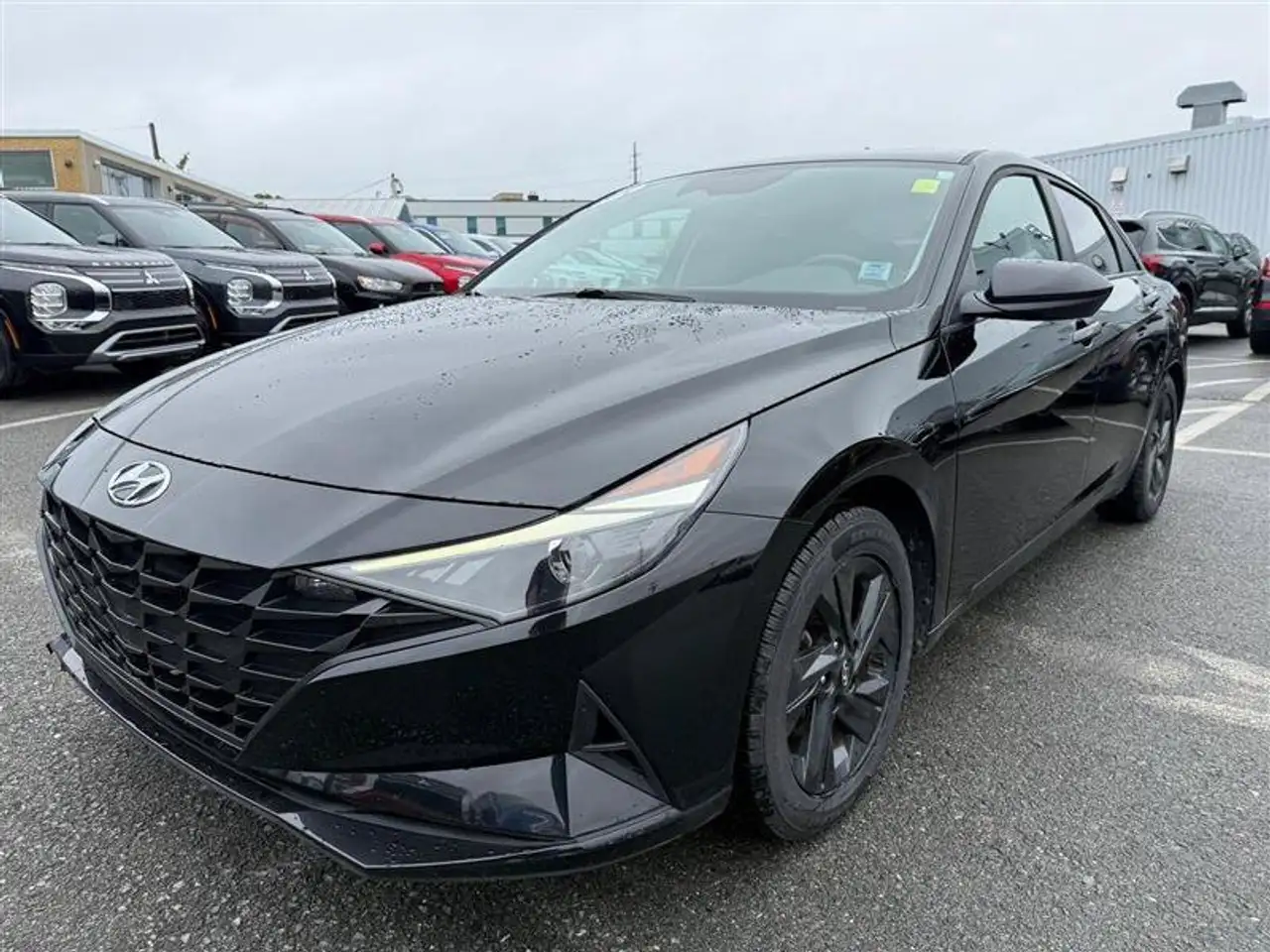 2022 Hyundai ELANTRA