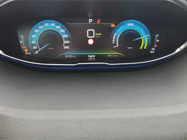 Peugeot 3008 view 15