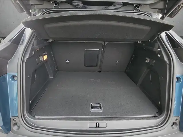 Peugeot 3008 view 7