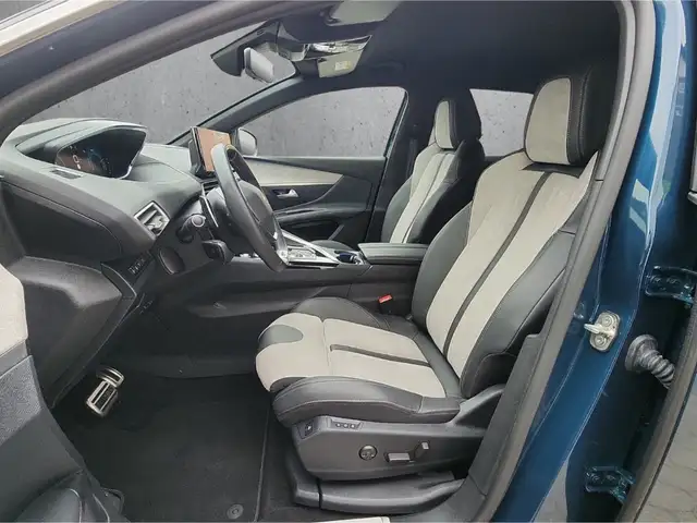 Peugeot 3008 view 9
