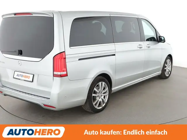 Mercedes-Benz V-Class view 6