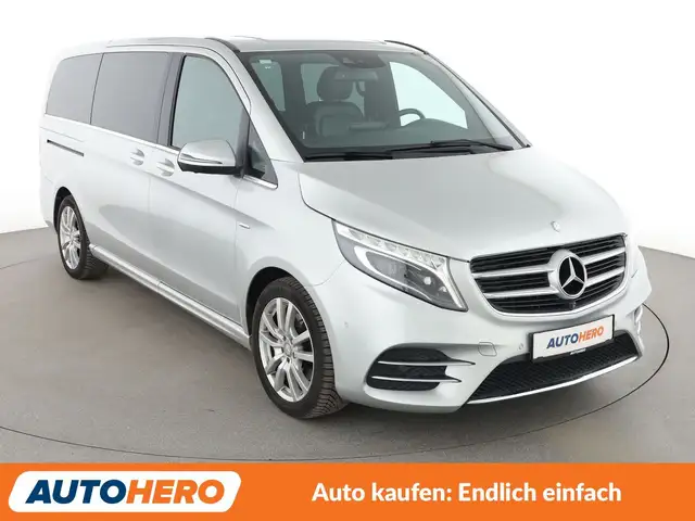 Mercedes-Benz V-Class view 8