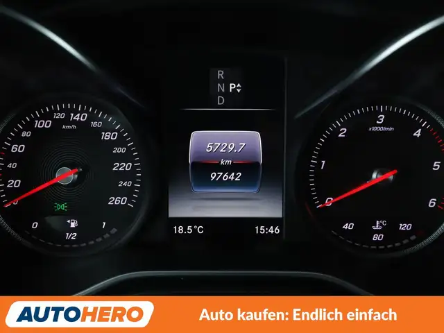 Mercedes-Benz V-Class view 20