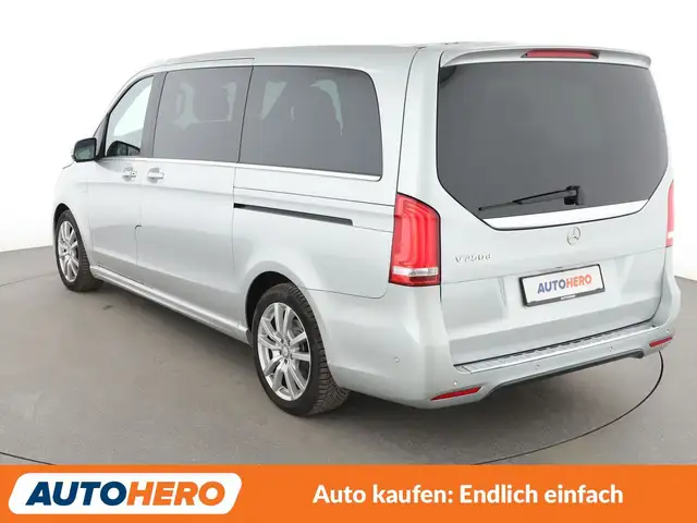 Mercedes-Benz V-Class view 4