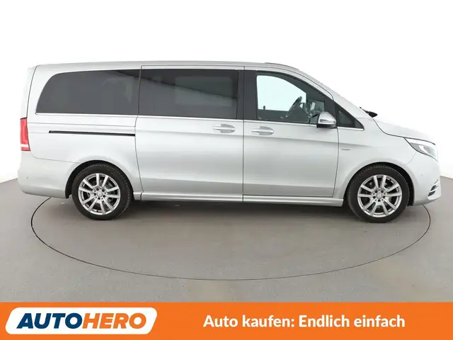Mercedes-Benz V-Class view 7