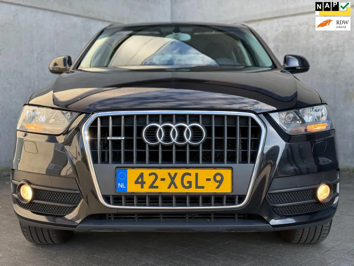 Audi Q3 2.0 TFSI Quattro Pro Line, TREKHAAK, NAVIGATIE, CR Zwart - 1