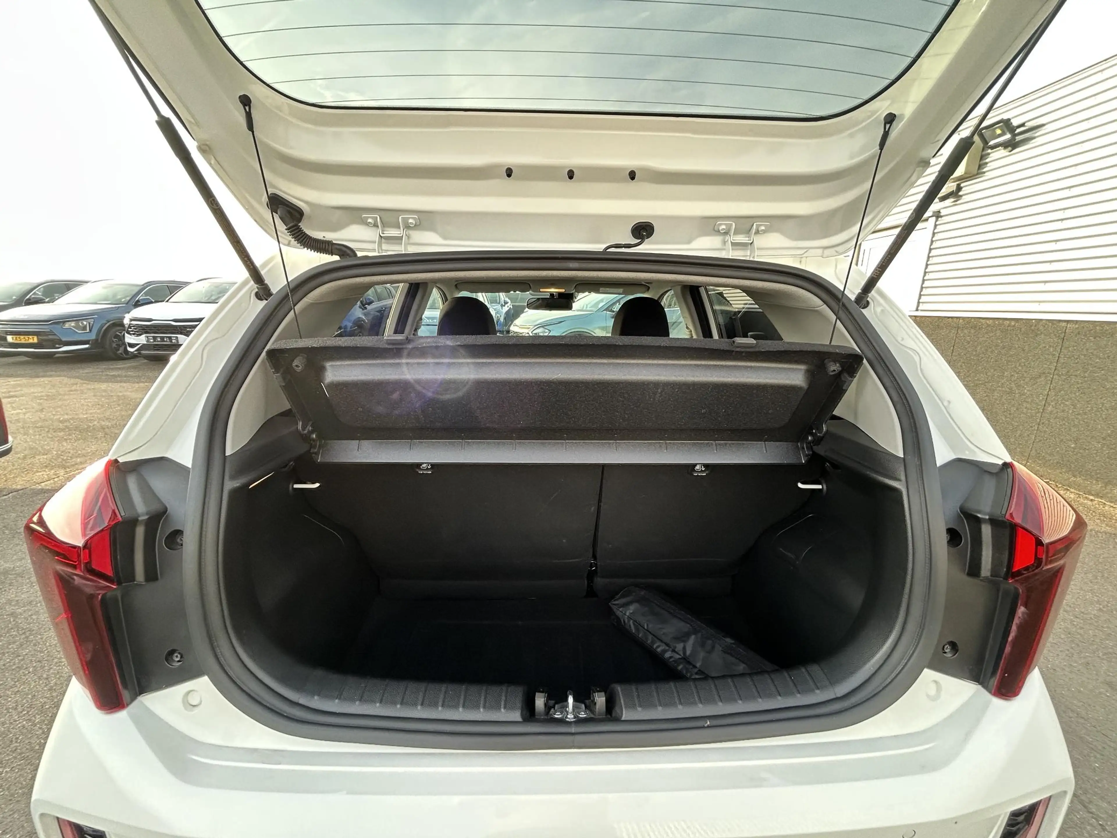 Kia Picanto 1.0 DPI ExecutiveLine 1e eign. Stoel- & Stuurwiel — photo 8