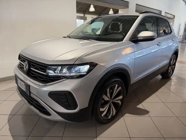 Volkswagen T-Cross main image