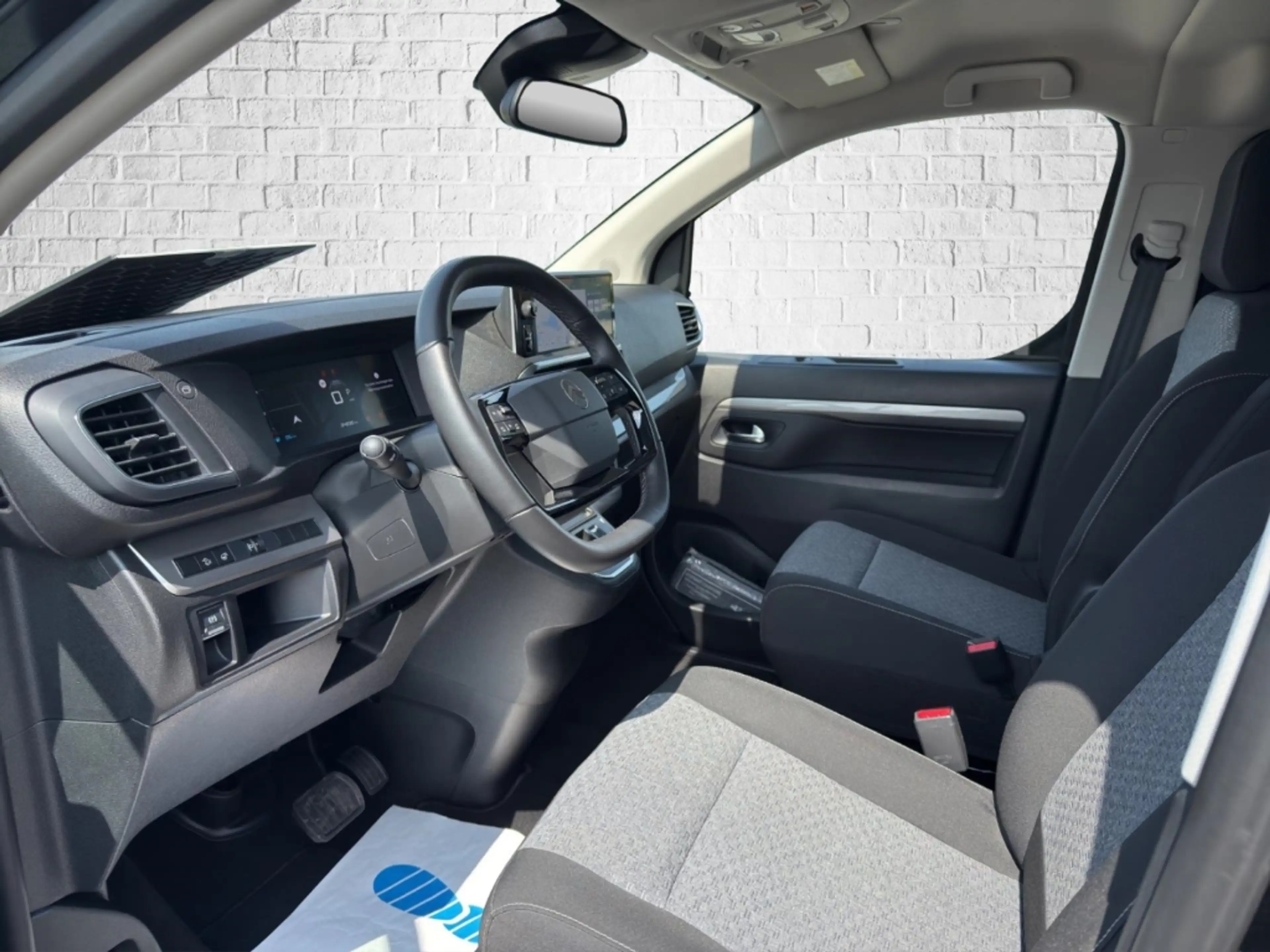 Citroen Spacetourer Plus XL BlueHDi 2.2 180 /8Sitze/Navi/LED — photo 12