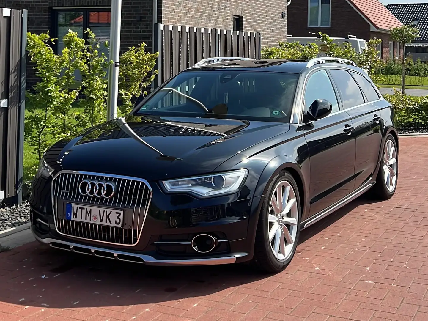 Audi A6 allroad A6 Allroad Quattro Diesel quattro 3.0 TDI tiptroni Schwarz - 1