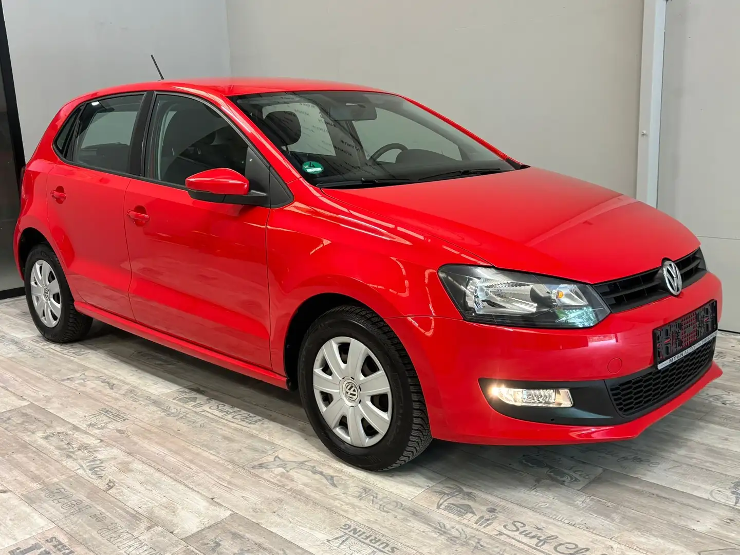Volkswagen Polo 6R Rouge - 1